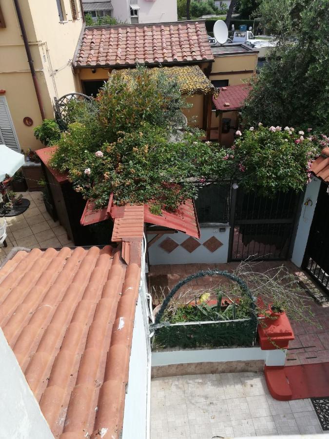 Bed and Breakfast Luce Ливорно Экстерьер фото